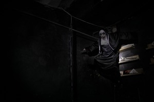 Фотография перформанса Искатели могил от компании Pandora's Room (Фото 4)